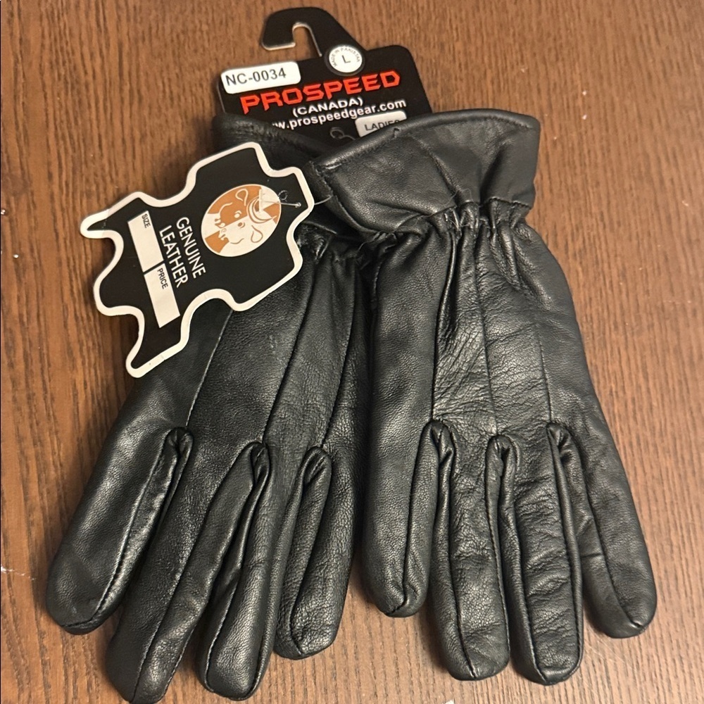 Prospeed Ladies Black Leather Gloves. Size L. New with tags